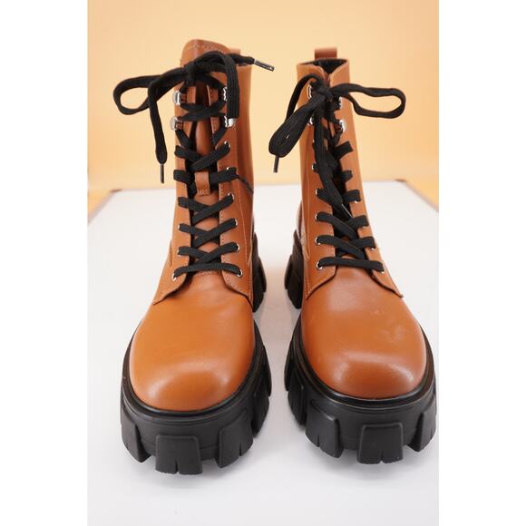 Marc FisherHappy Brown Leather Lace Up Combat Ankle Boot SZ 8 biker Lug platform - Picture 9 of 12